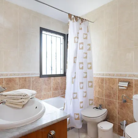 Casa Tom - Spacious Holiday With Heated Pool 산미겔데아보나