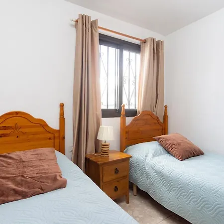 Casa Tom - Spacious Holiday With Heated Pool
