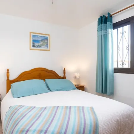 Casa Tom - Spacious Holiday With Heated Pool