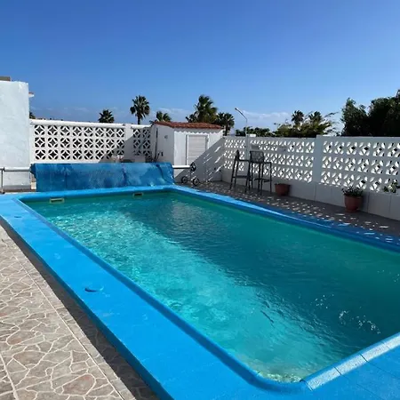 Casa Tom - Spacious Holiday With Heated Pool Villa San Miguel de Abona